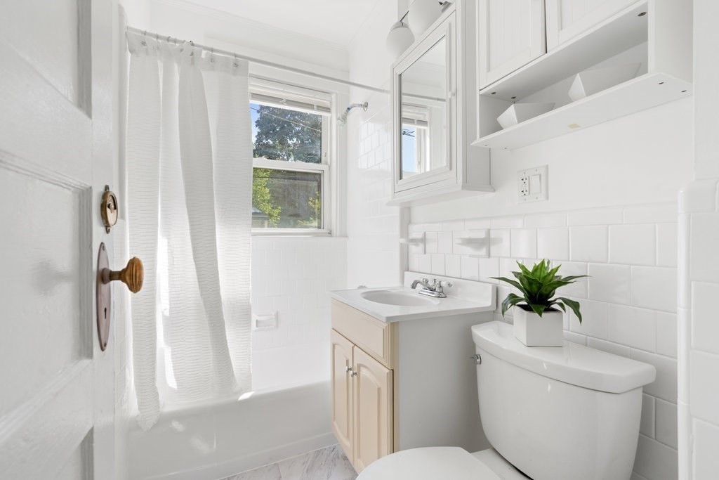 55 Sacramento St # 8