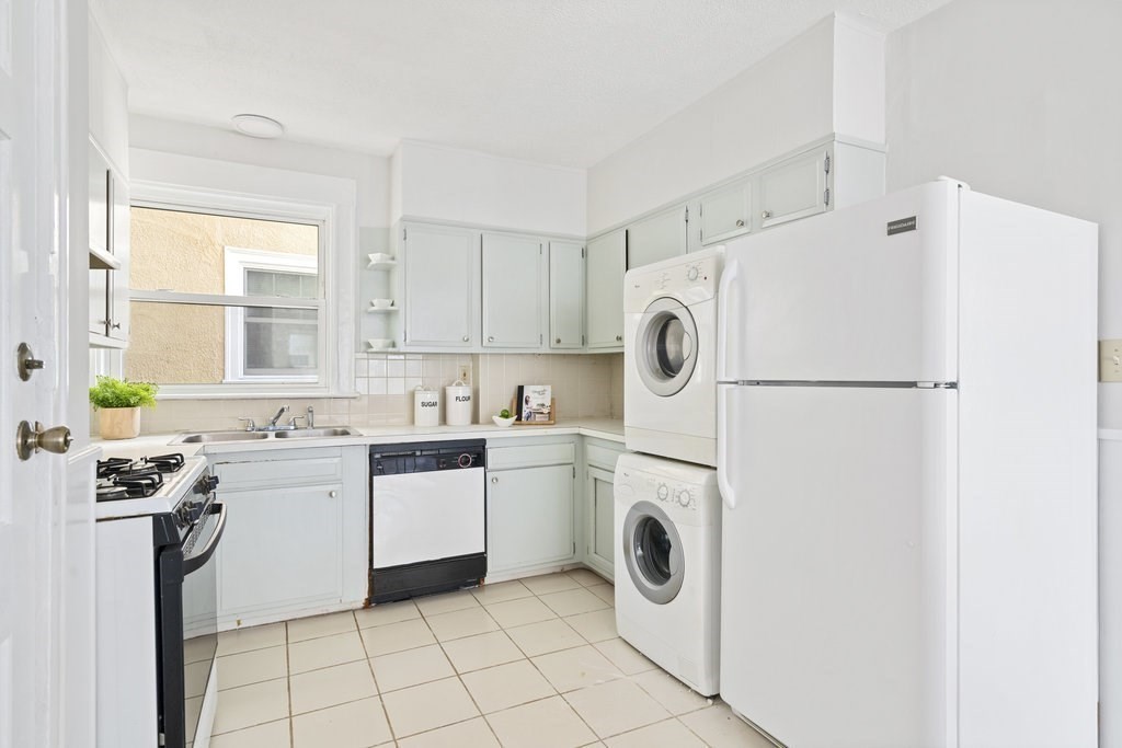 55 Sacramento St # 8