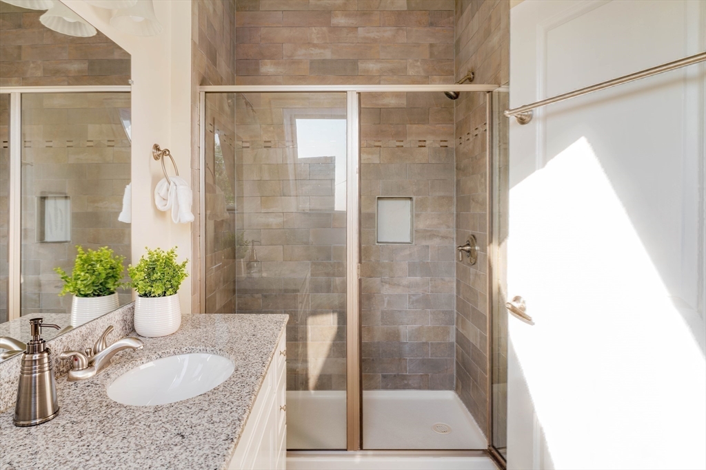 78 College Avenue # 2