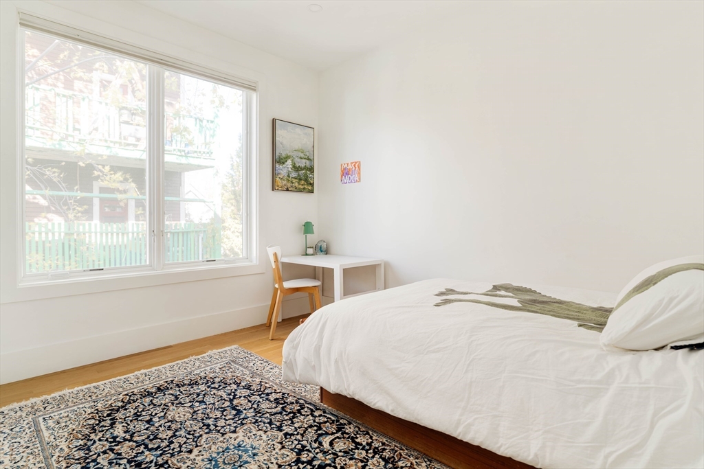 205 Pearl Street # 205