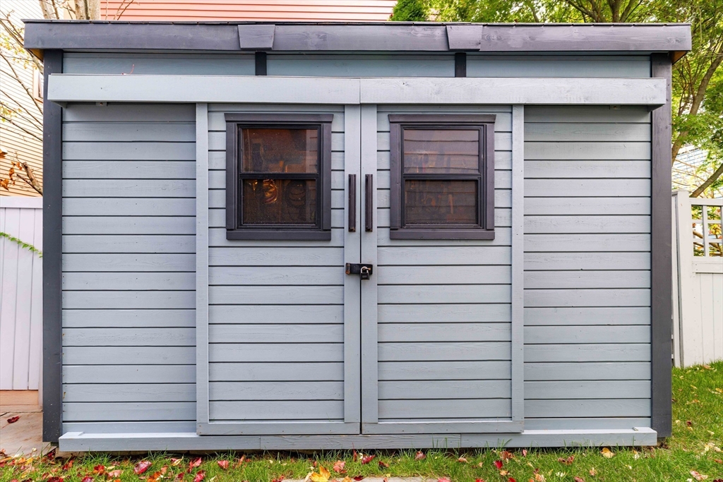 205 Pearl Street # 205