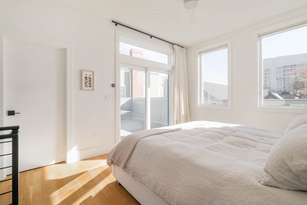 205 Pearl Street # 205