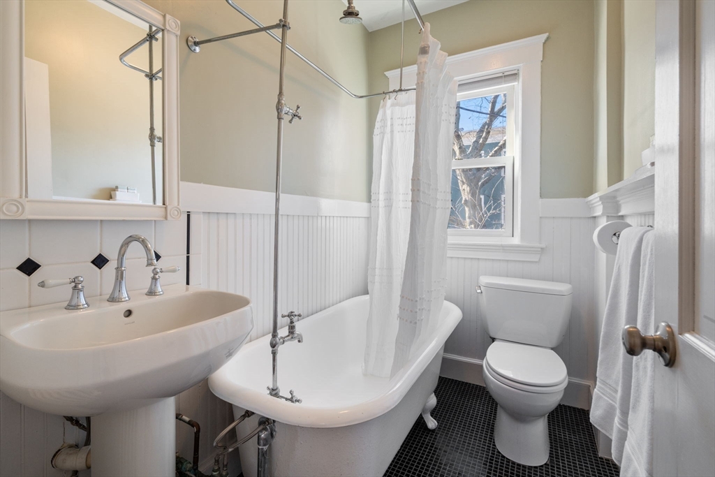 463 Huron Ave # 463