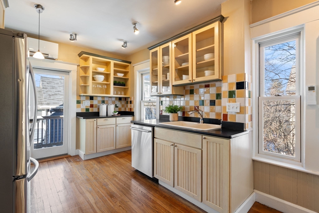 463 Huron Ave # 463