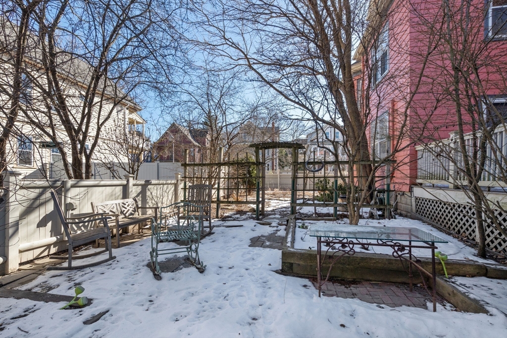 463 Huron Ave # 463