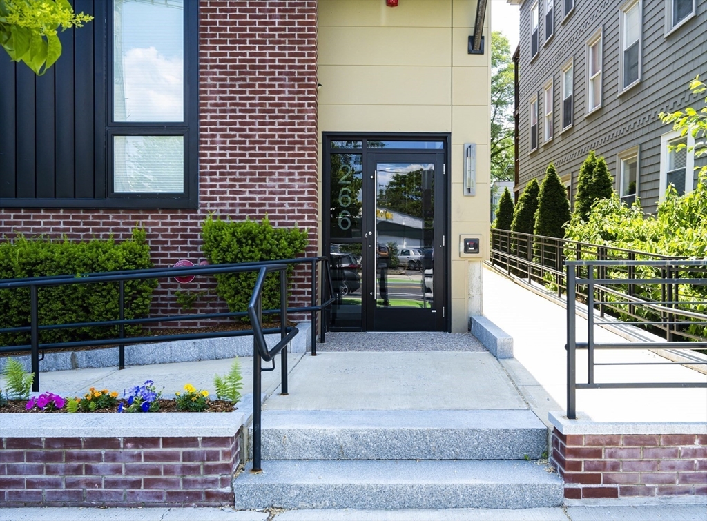 266 Beacon Street #2