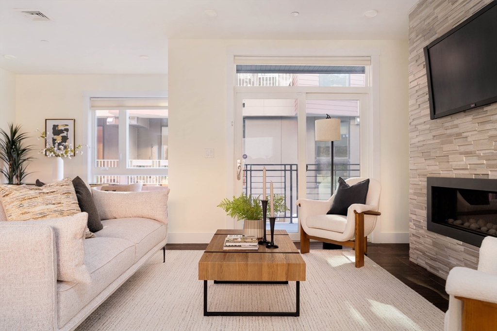 266 Beacon Street #2