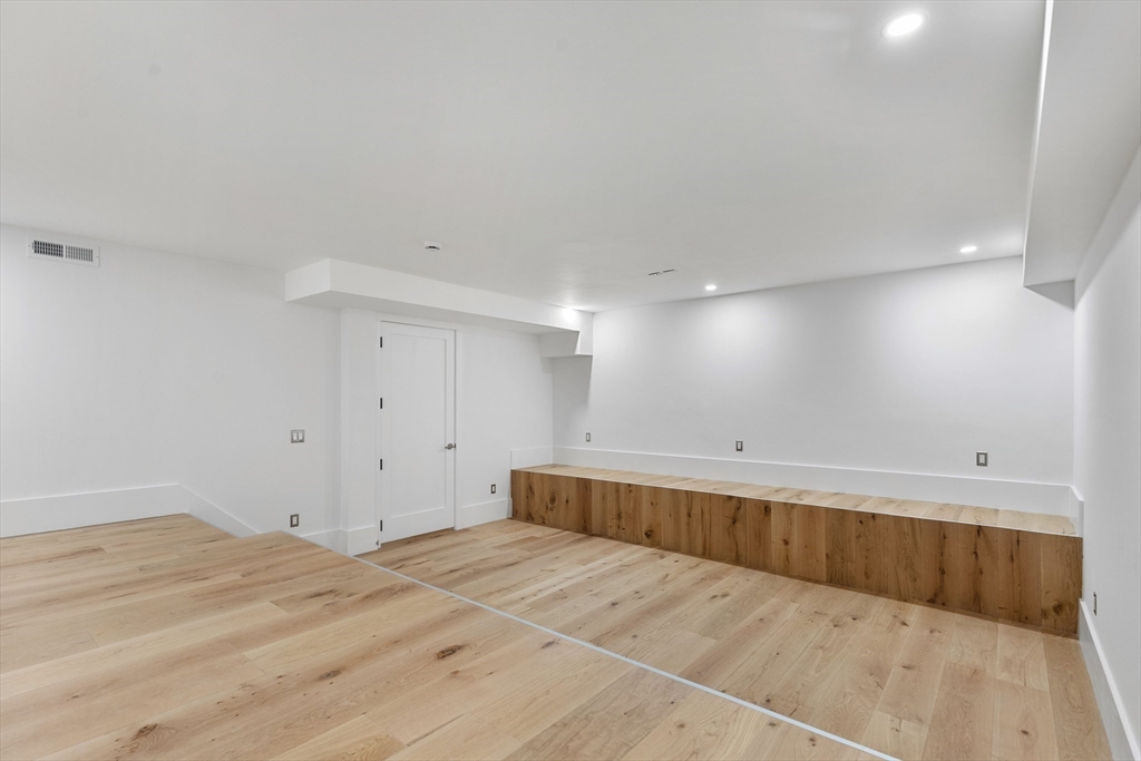 1 Effie Place