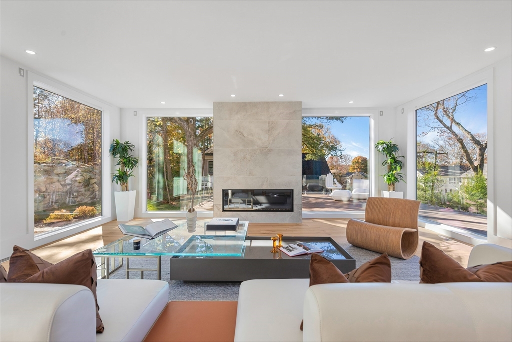 1 Effie Place