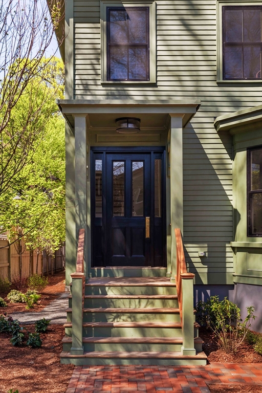 11 Mellen Street Unit: Front