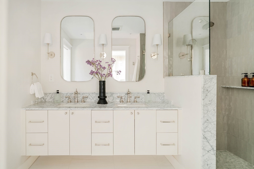 11 Mellen Street Unit: Front