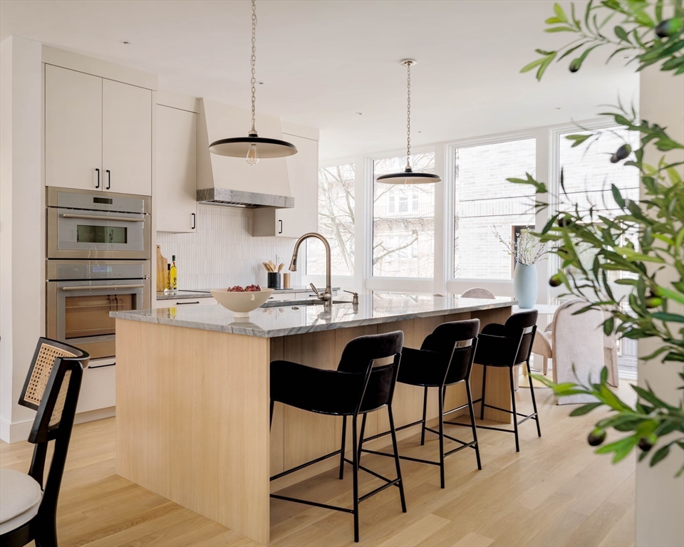 11 Mellen Street Unit: Front