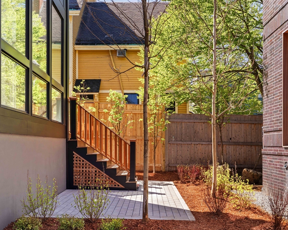 11 Mellen Street Unit: Front