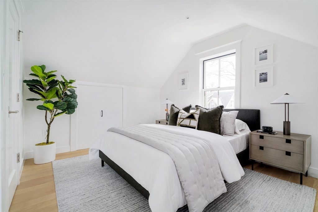 11 Mellen Street Unit: Front