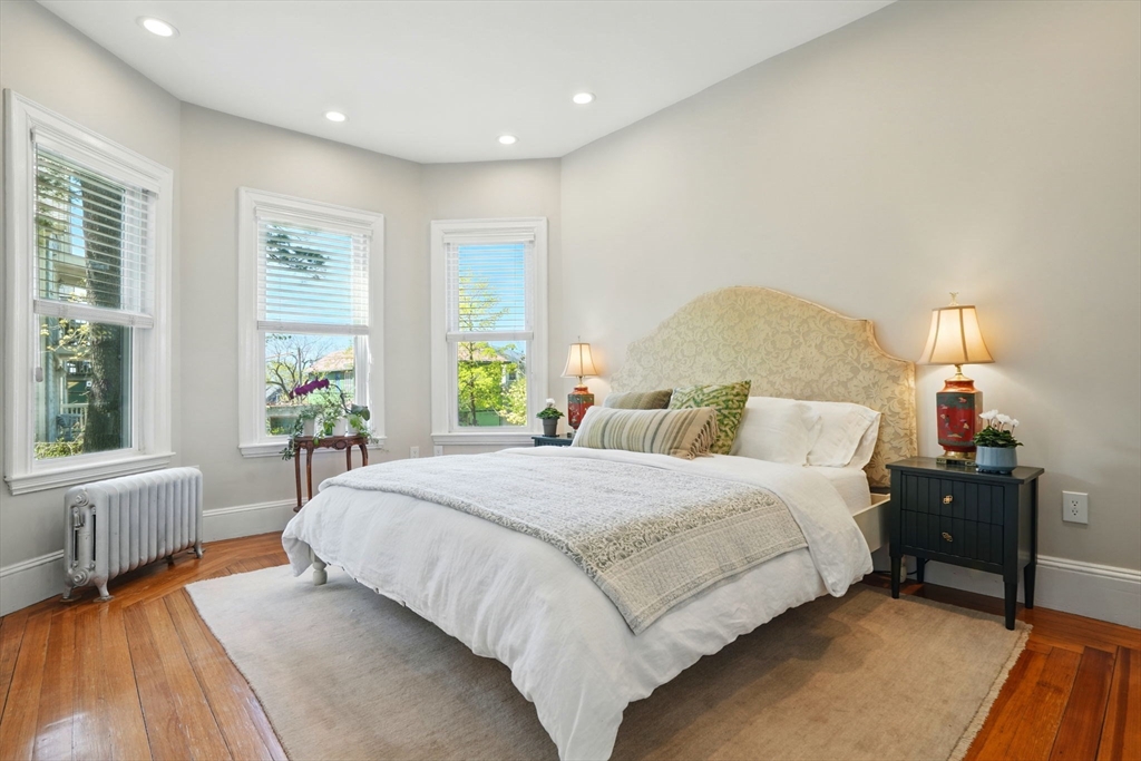 44 Porter St # 1