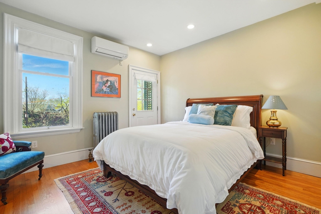 44 Porter St # 1