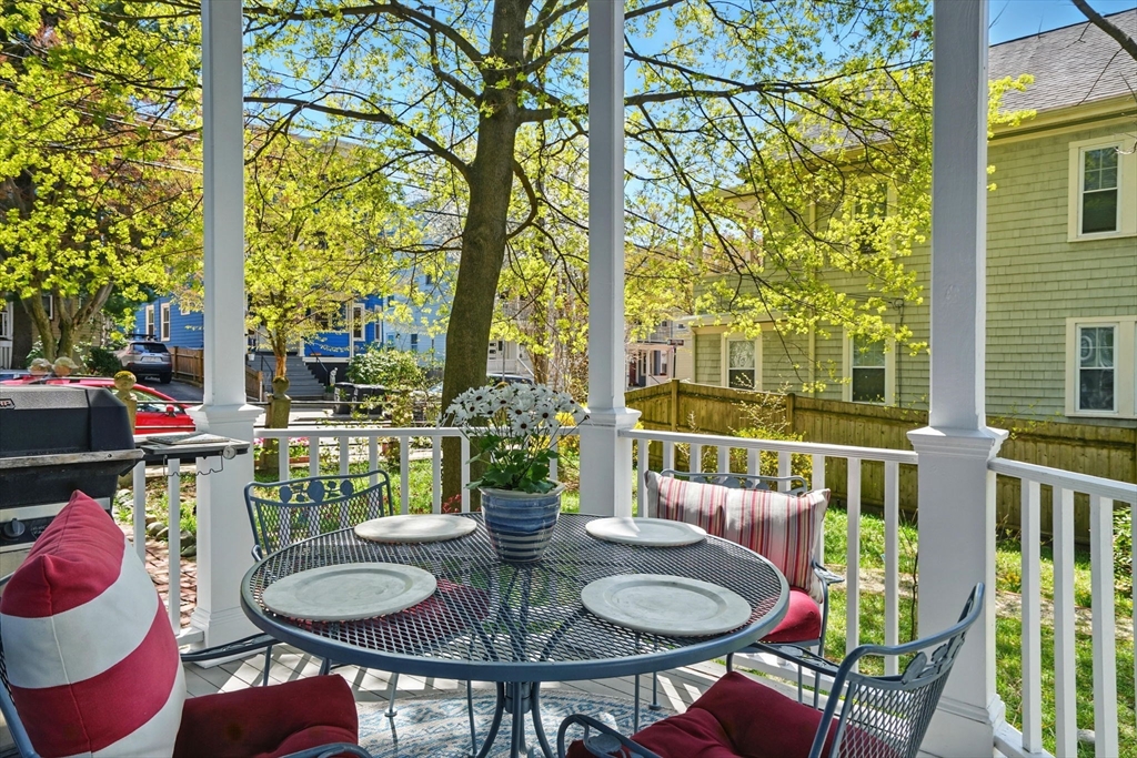 44 Porter St # 1