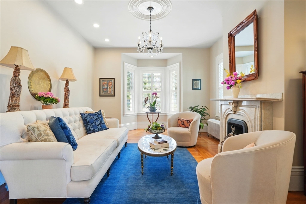 44 Porter St # 1