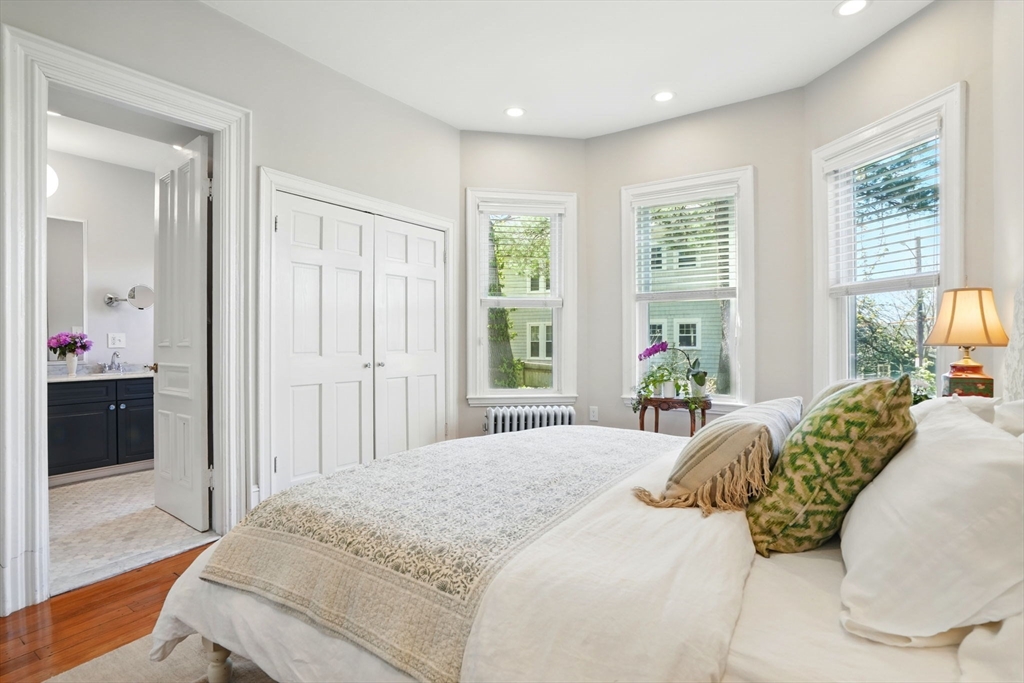 44 Porter St # 1