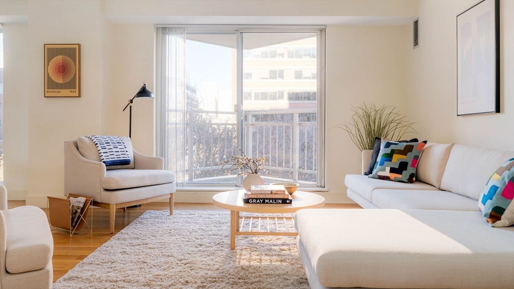 75-83 Cambridge Parkway #E506