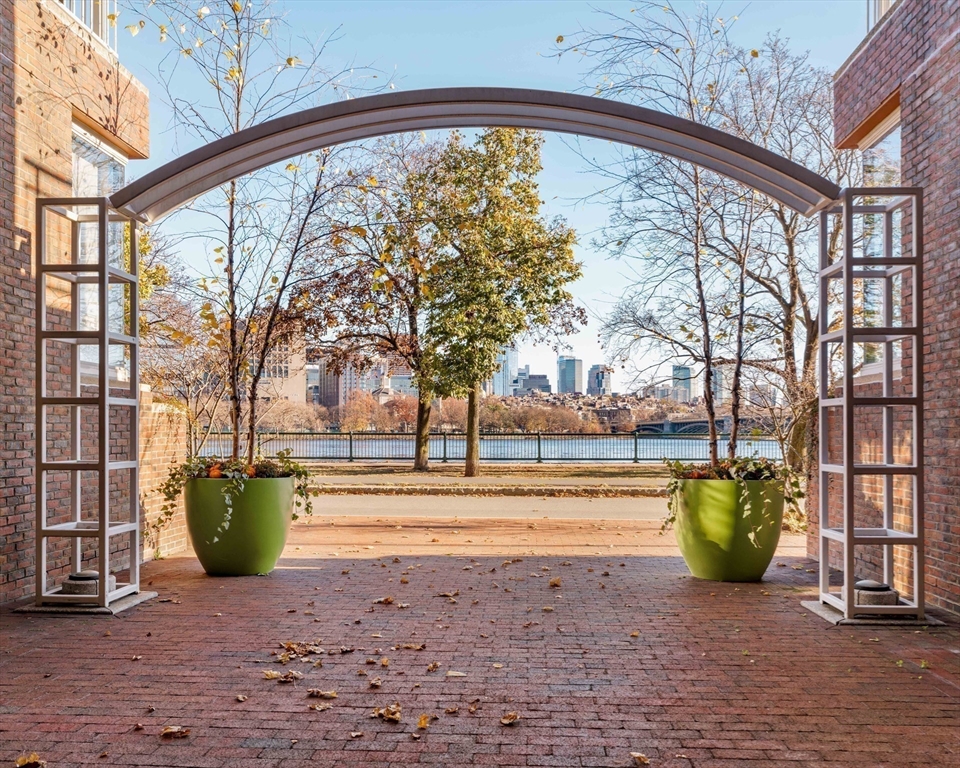 75-83 Cambridge Parkway #E506