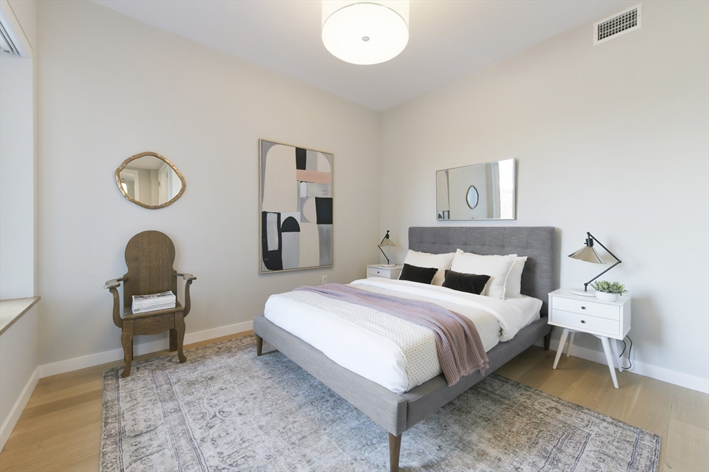 481 Harrison Avenue # 4A