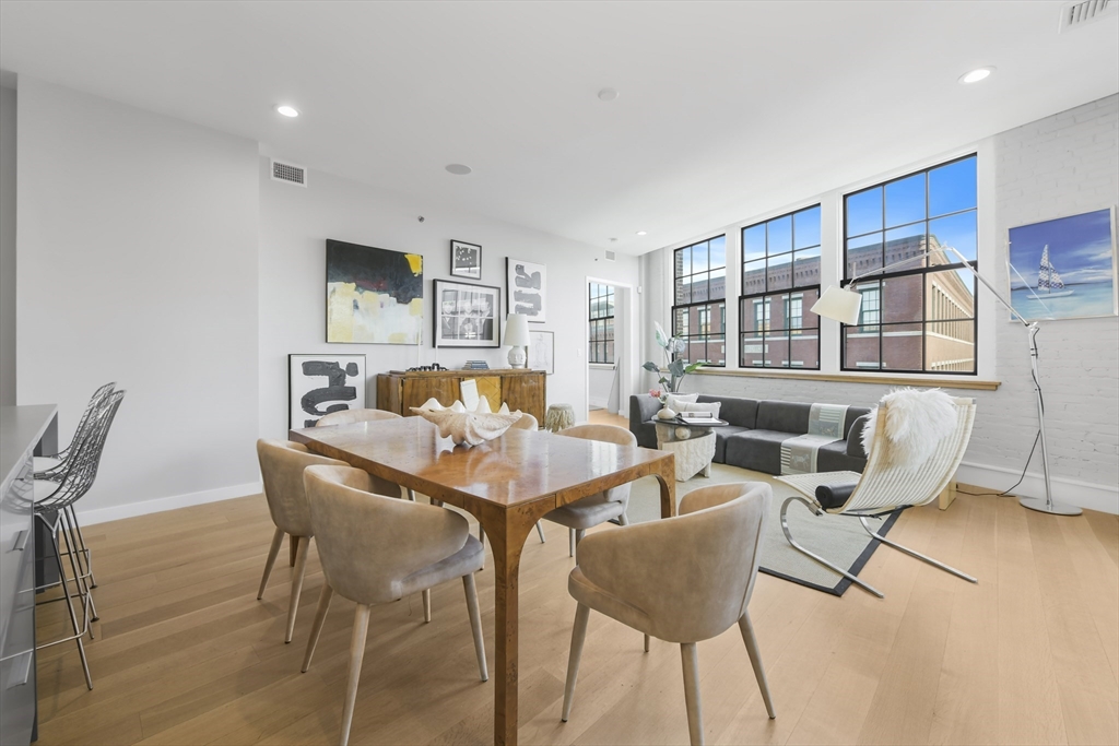 481 Harrison Avenue # 4A