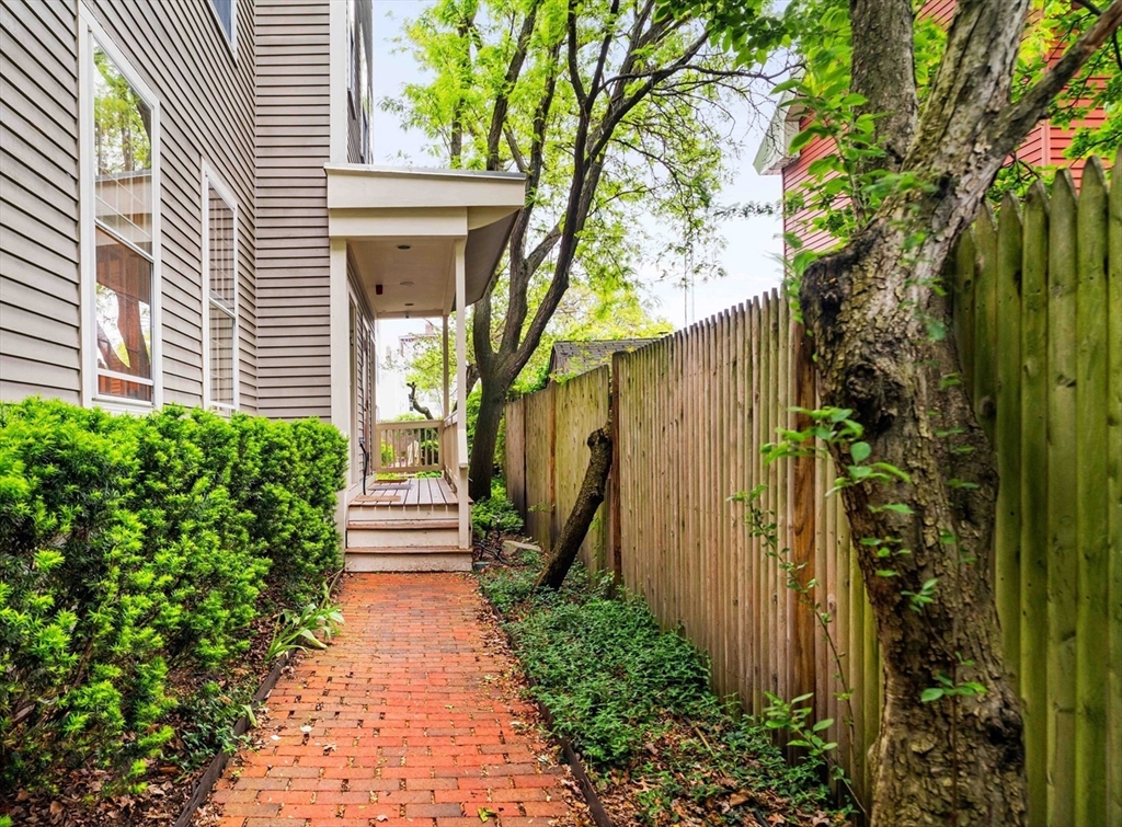 87 Bristol Street # 3C