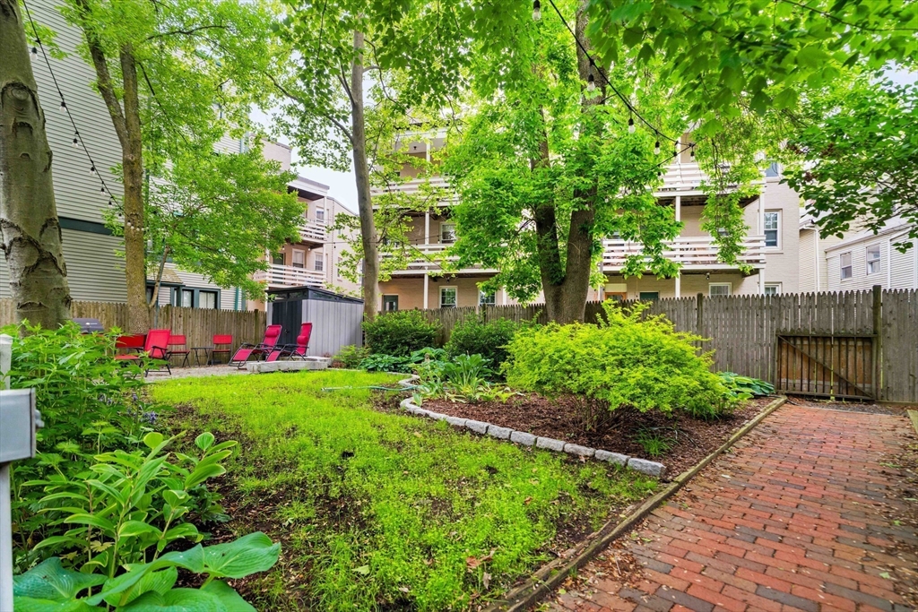 87 Bristol Street # 3C