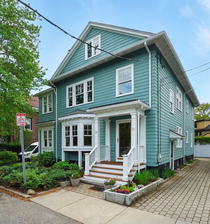 11 Longfellow Rd