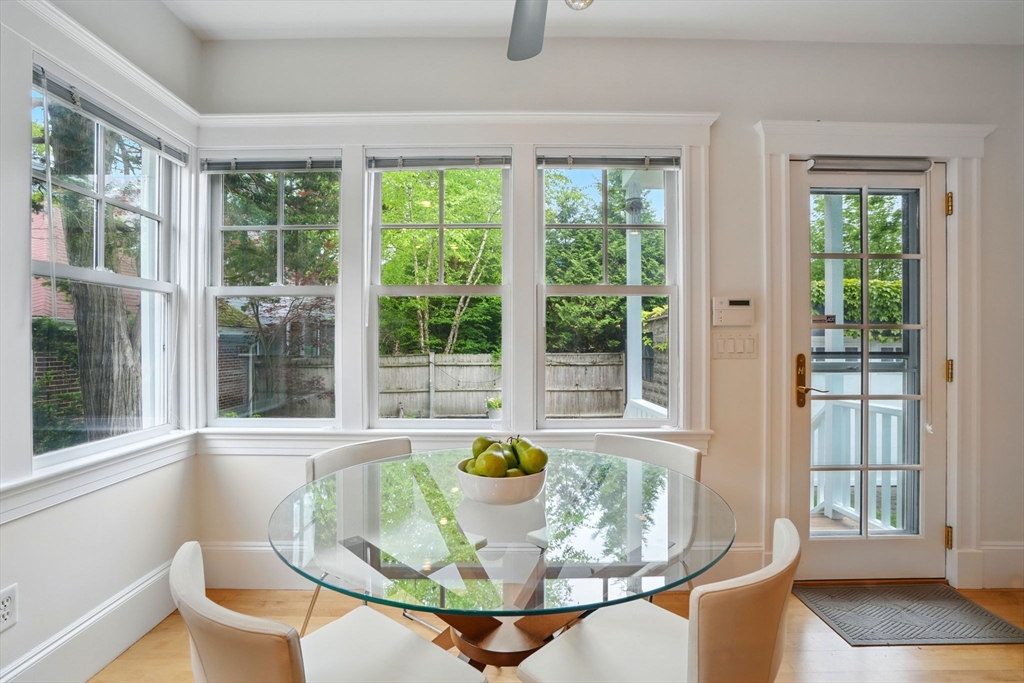 11 Longfellow Rd