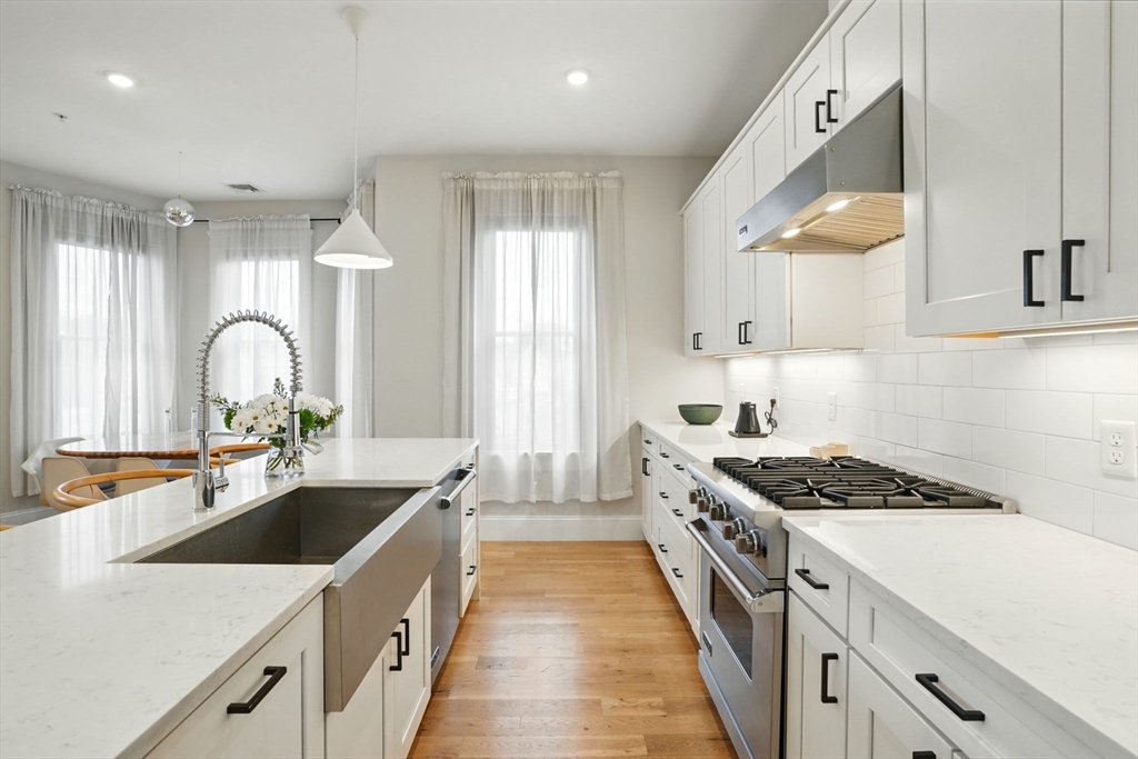 20 Kent Ct # 4