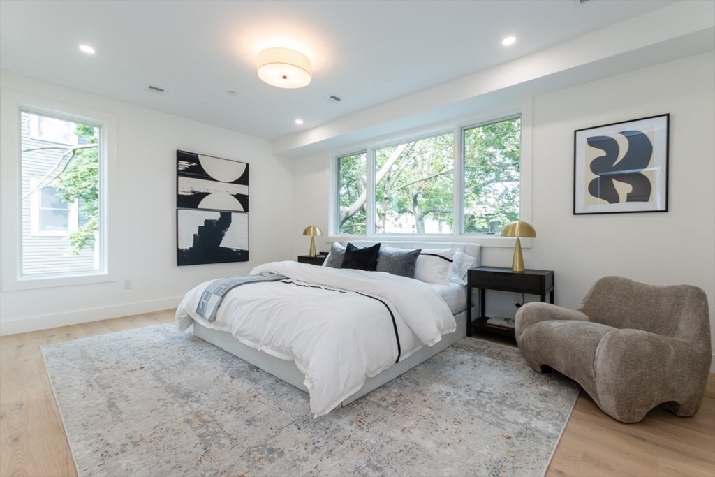 106 Inman St # 3