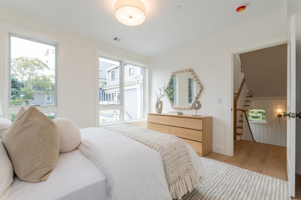 106 Inman St # 3