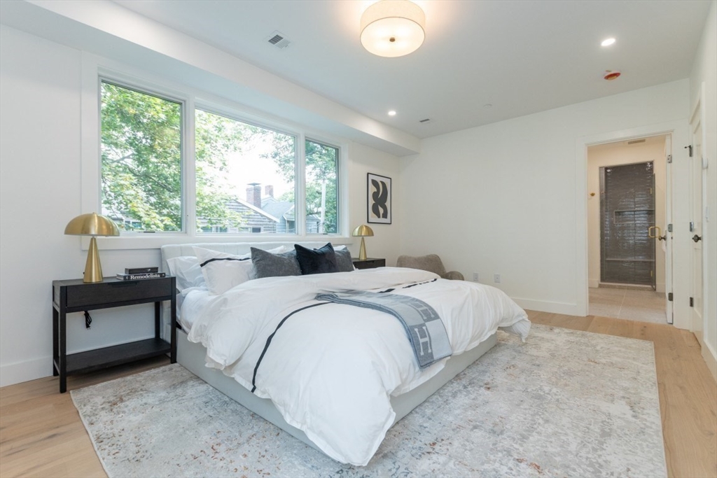 106 Inman St # 3