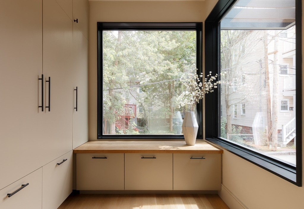 11 Sacramento Place