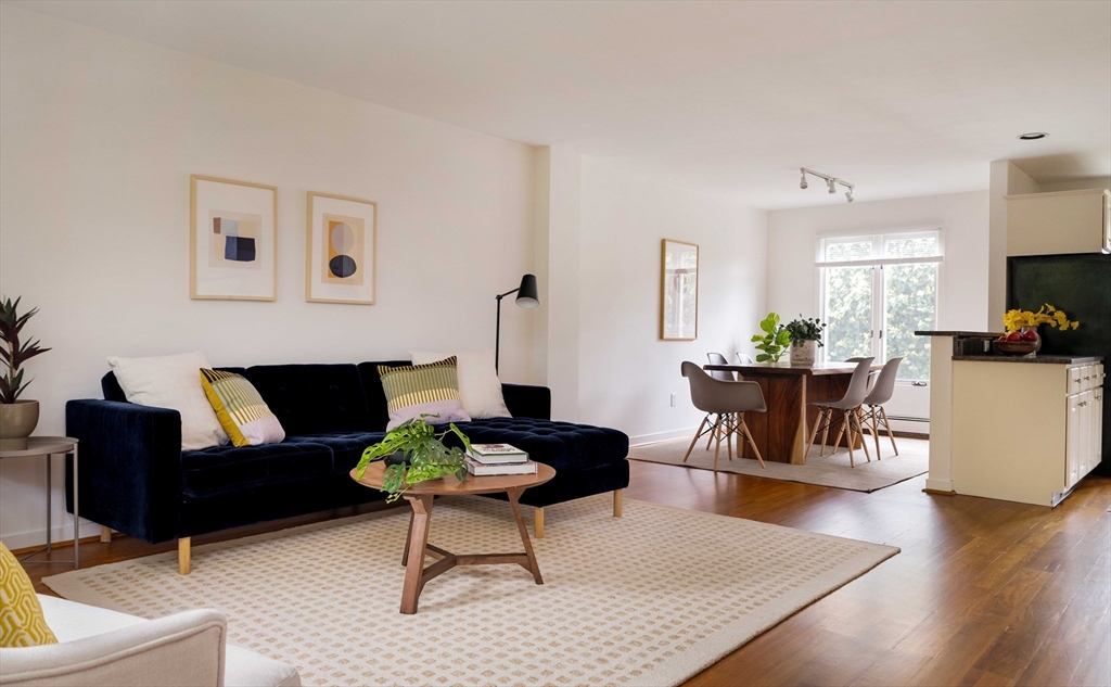 210 Charles Street # 210