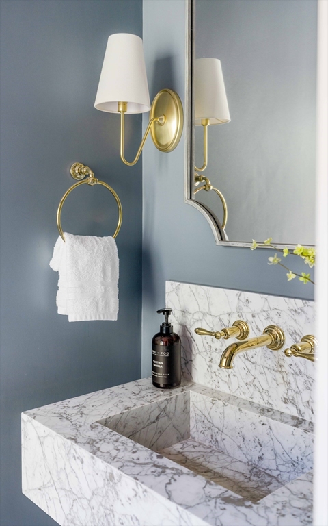 13 Mellen Street Unit: Front