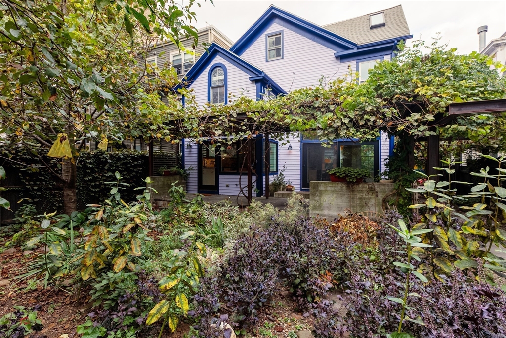 20 Flagg Street