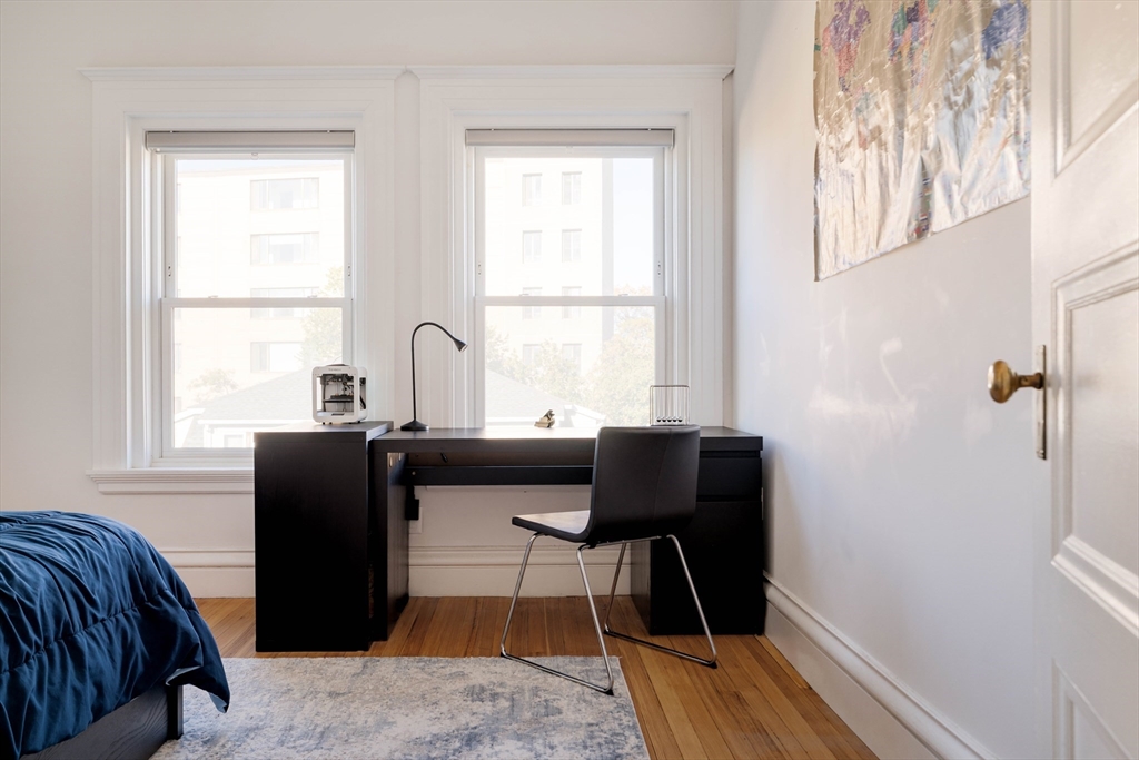 276 Harvard Street # 7