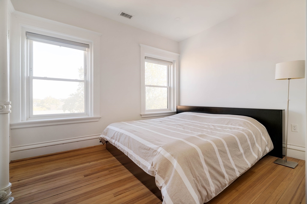 276 Harvard Street # 7