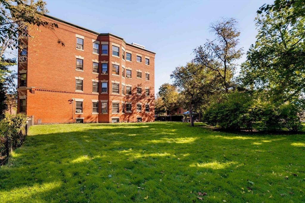 276 Harvard Street # 7