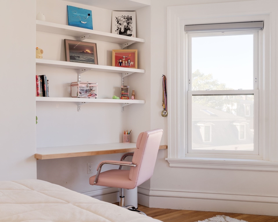 276 Harvard Street # 7