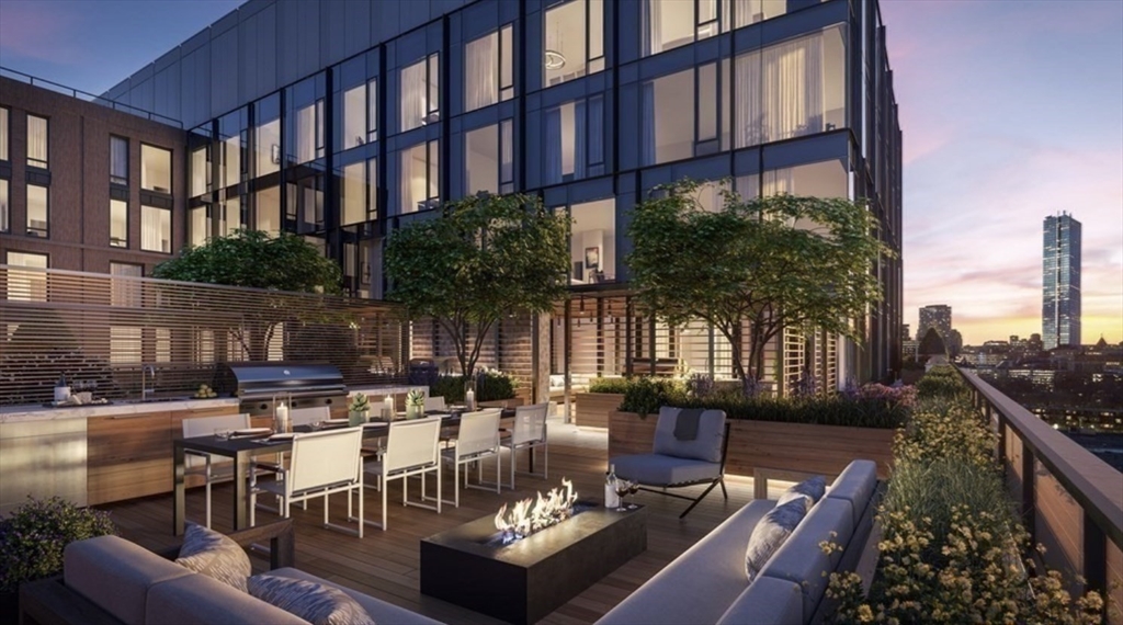 370-380 Harrison Avenue Unit: PH2G