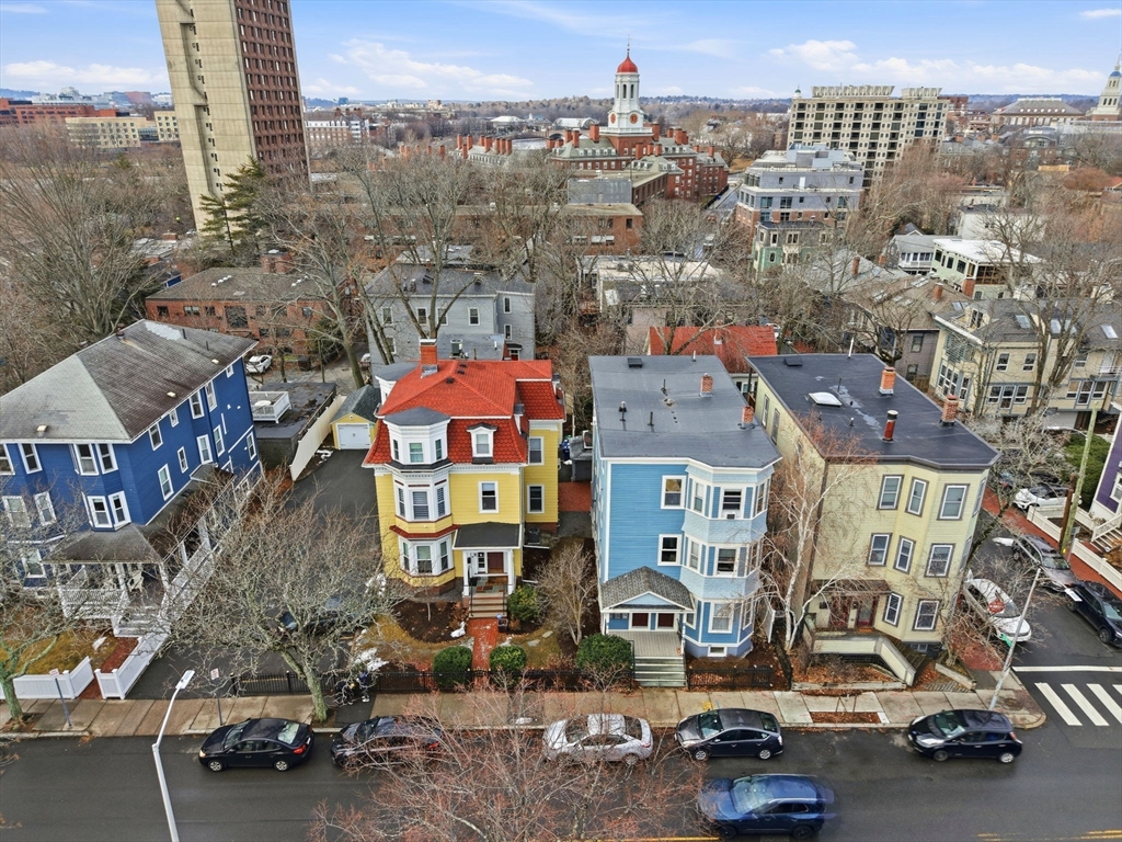 49-51 Putnam Ave