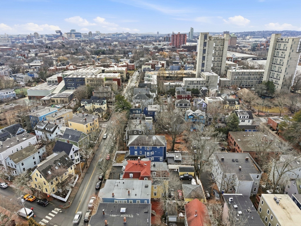 49-51 Putnam Ave
