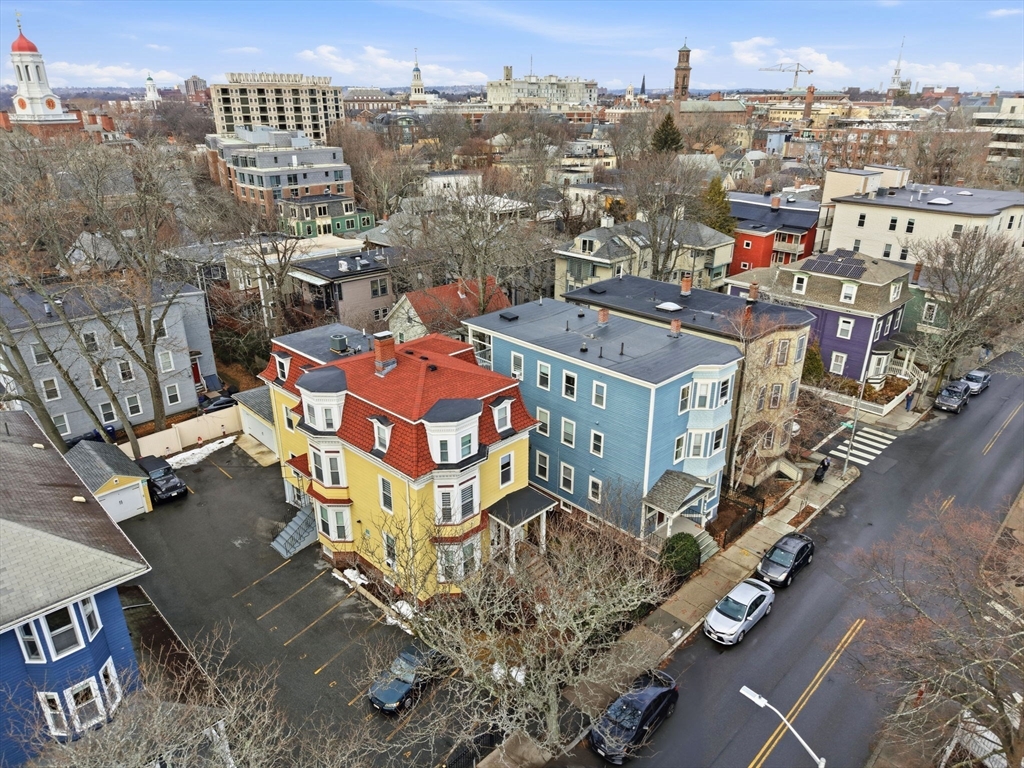 49-51 Putnam Ave