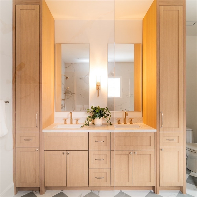 57 Museum Street # 57