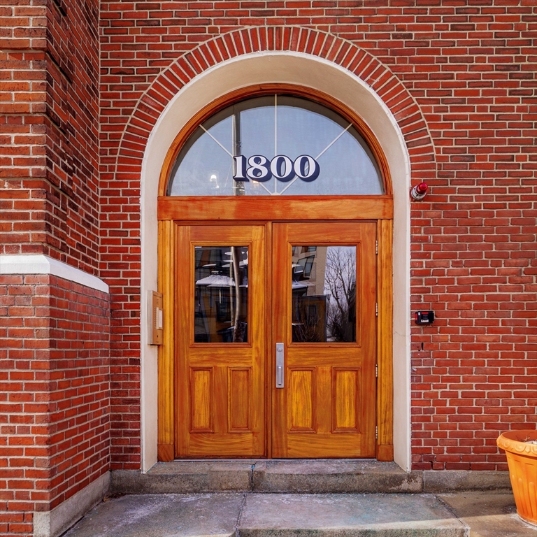 1800 Massachusetts Ave # 23