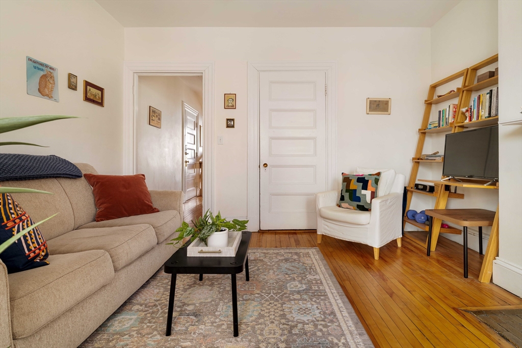 1800 Massachusetts Ave # 23
